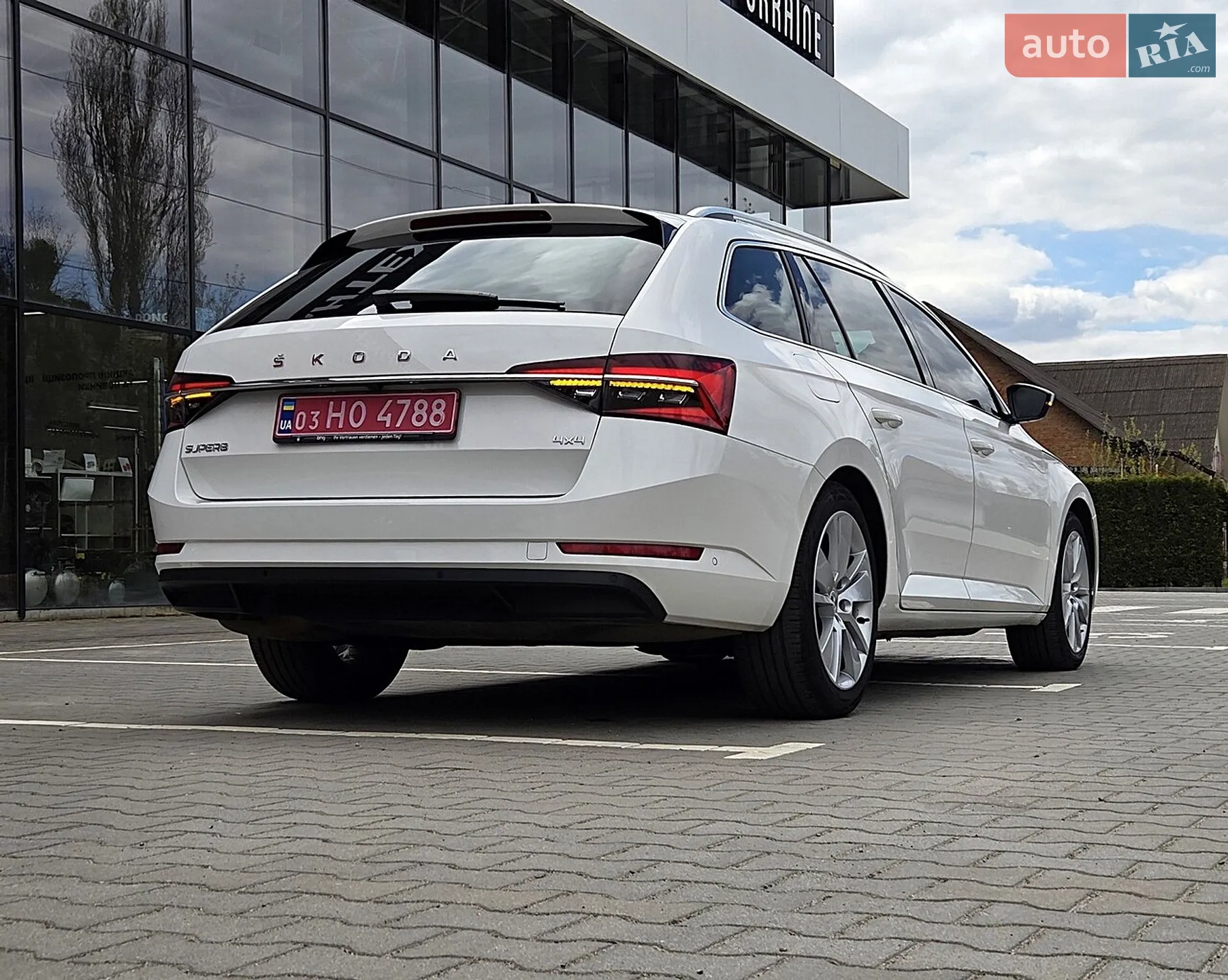 2020 Skoda Superb - мініатюра 9