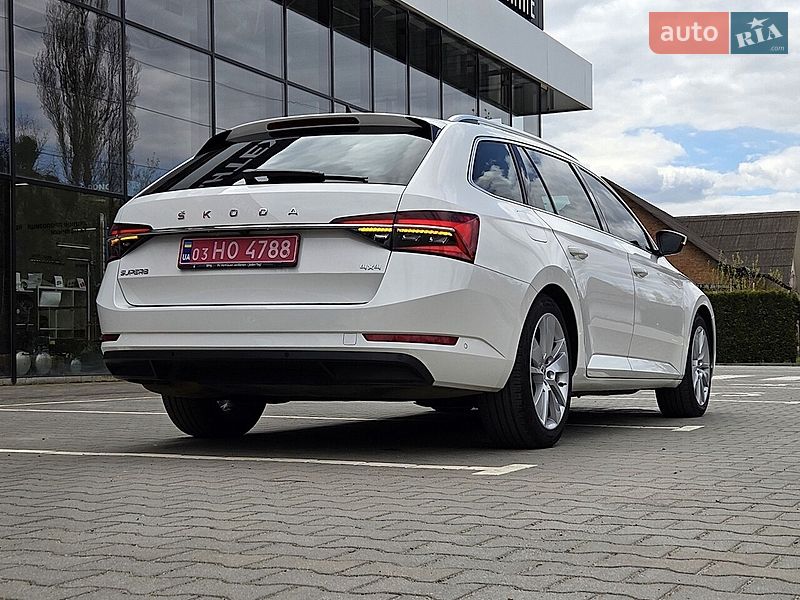 Универсал Skoda Superb 2020 в Киеве
