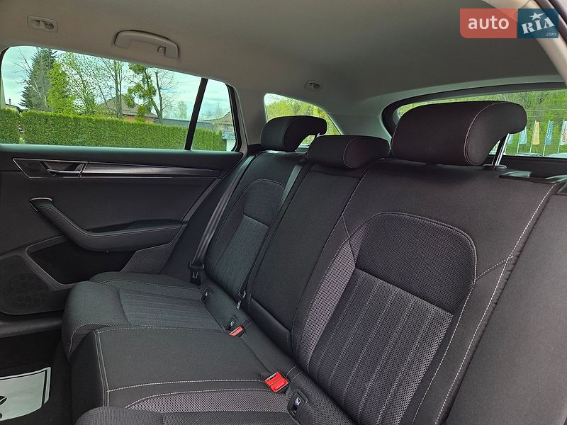 Универсал Skoda Superb 2020 в Киеве