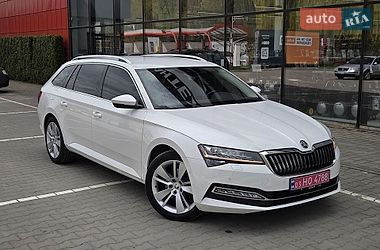 Универсал Skoda Superb 2020 в Киеве