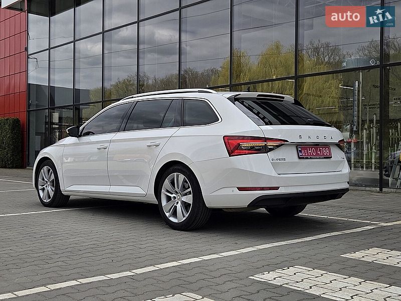Универсал Skoda Superb 2020 в Киеве
