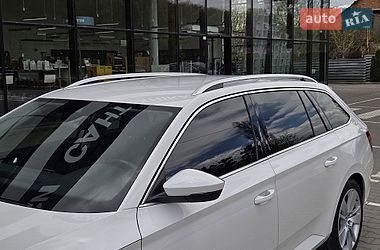 Универсал Skoda Superb 2020 в Киеве