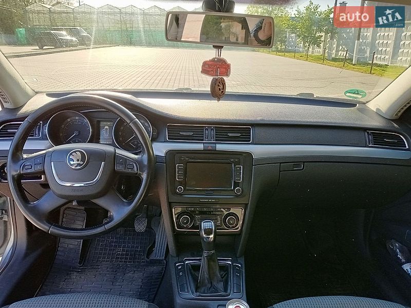 Лифтбек Skoda Superb 2008 в Теофиполе