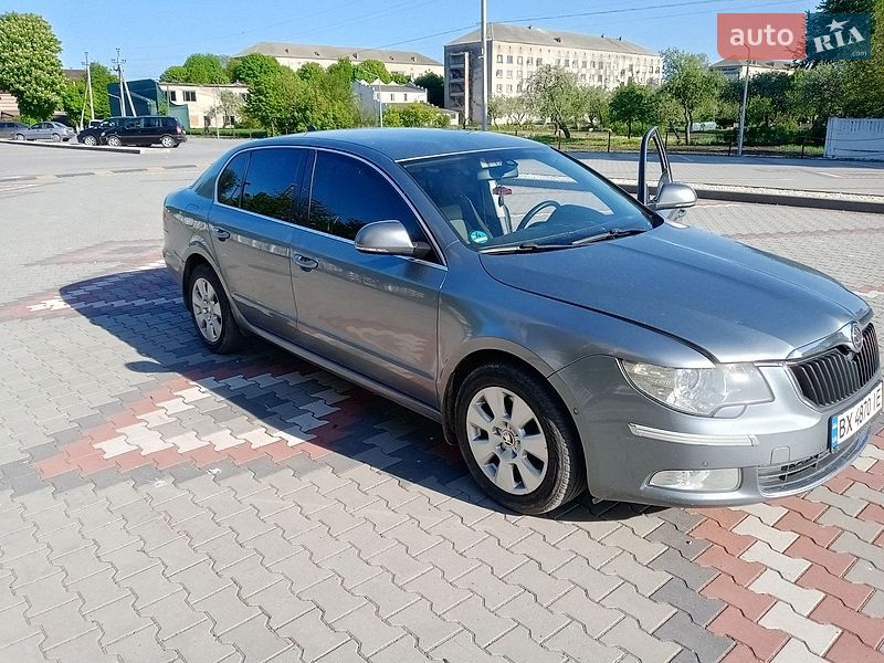 Лифтбек Skoda Superb 2008 в Теофиполе