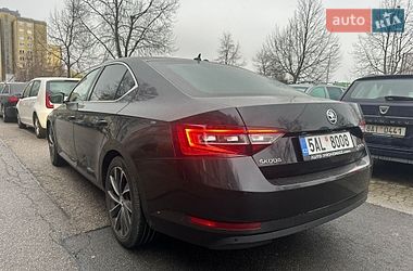 Лифтбек Skoda Superb 2016 в Хусте