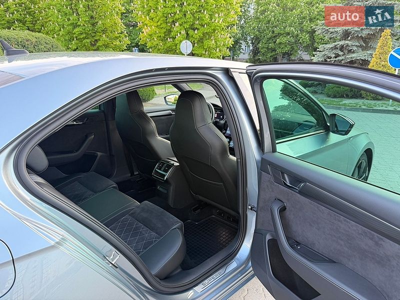 Ліфтбек Skoda Superb 2021 в Луцьку