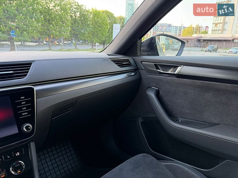 Ліфтбек Skoda Superb 2021 в Луцьку