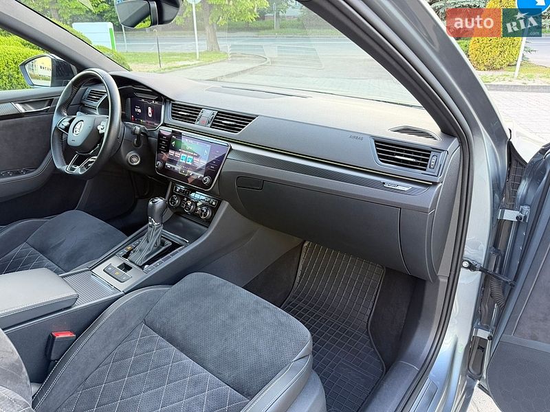 Ліфтбек Skoda Superb 2021 в Луцьку