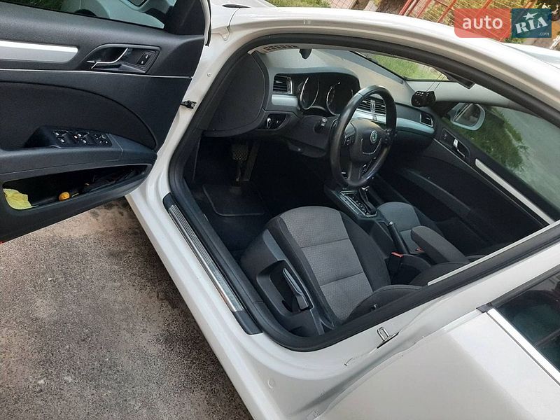 Універсал Skoda Superb 2012 в Борисполі