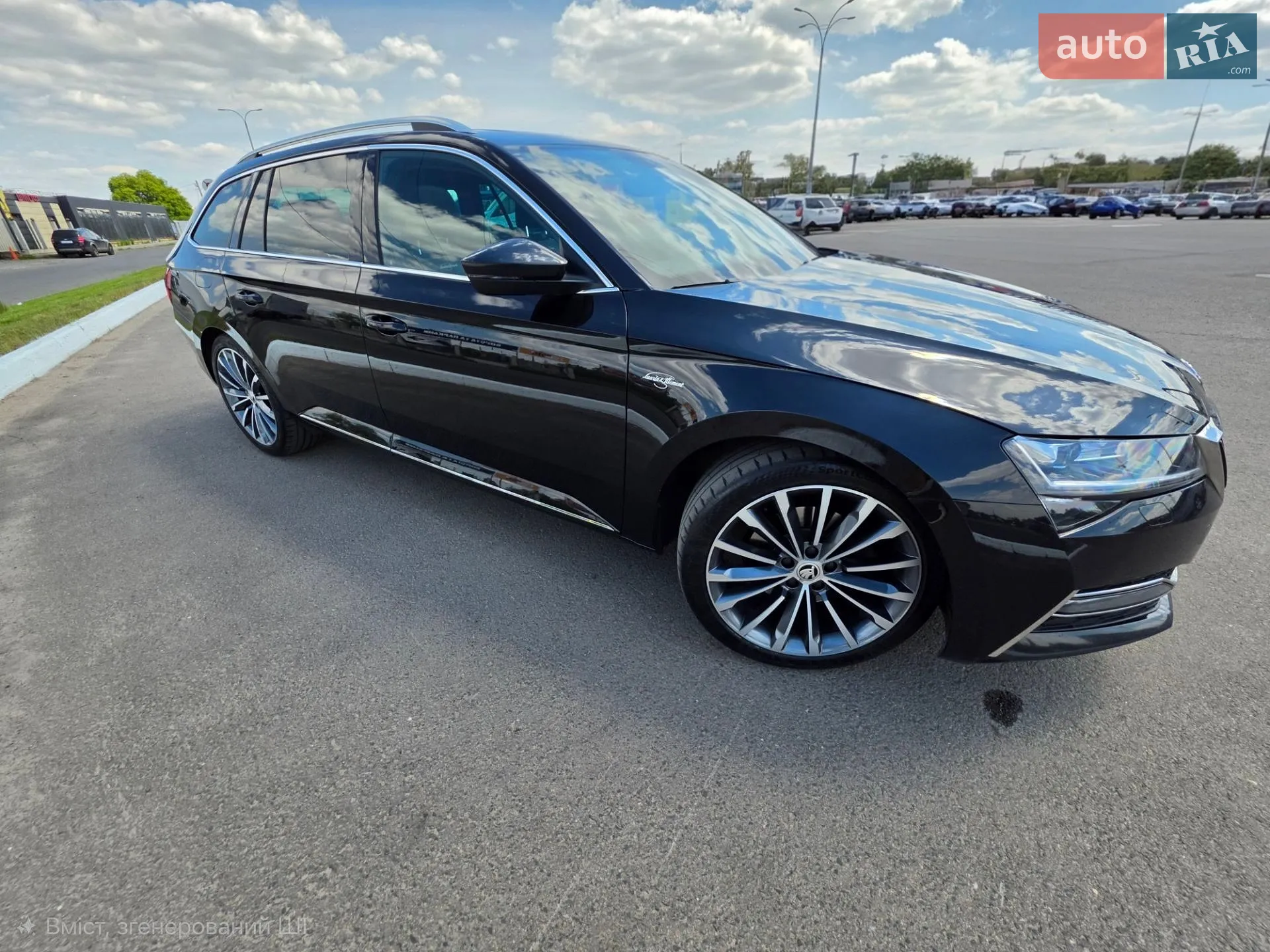 2019 Skoda Superb - фото 1
