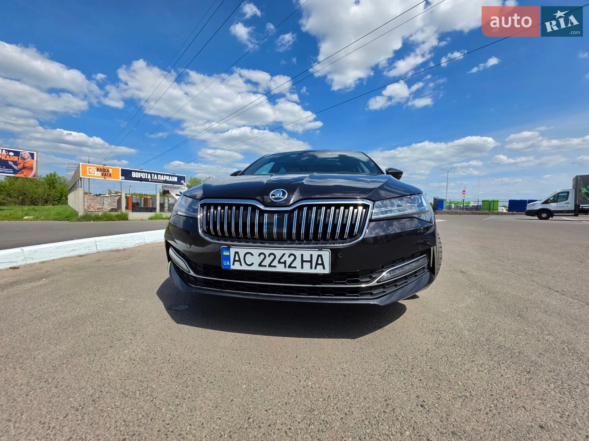 2019 Skoda Superb - мініатюра 2