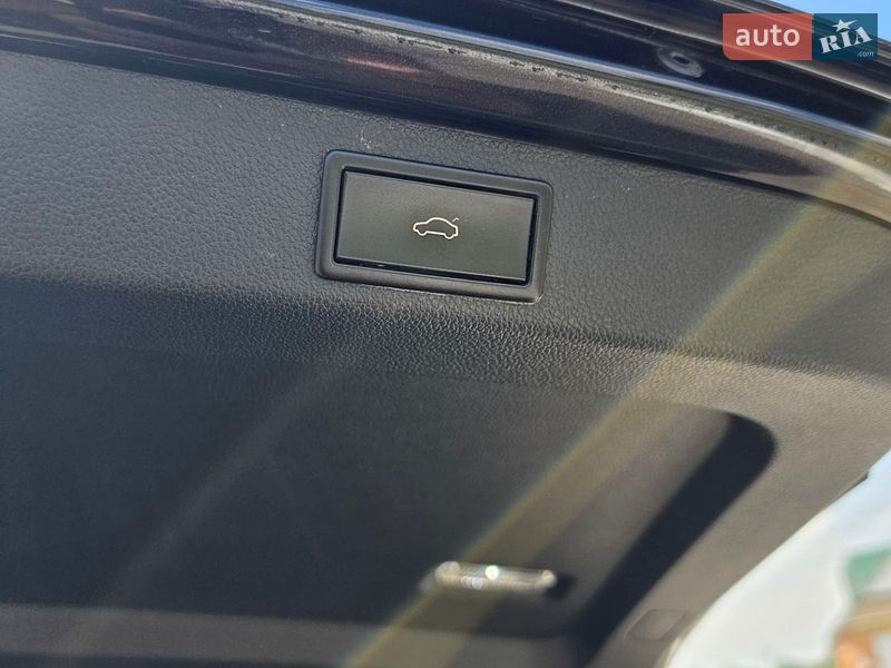 Універсал Skoda Superb 2019 в Луцьку