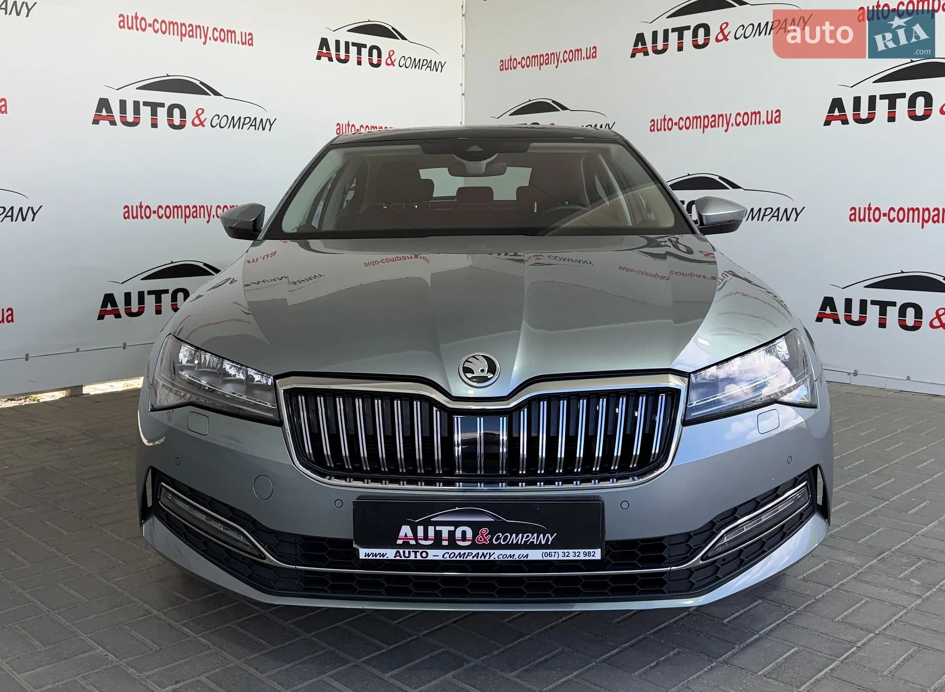 2020 Skoda Superb - мініатюра 2