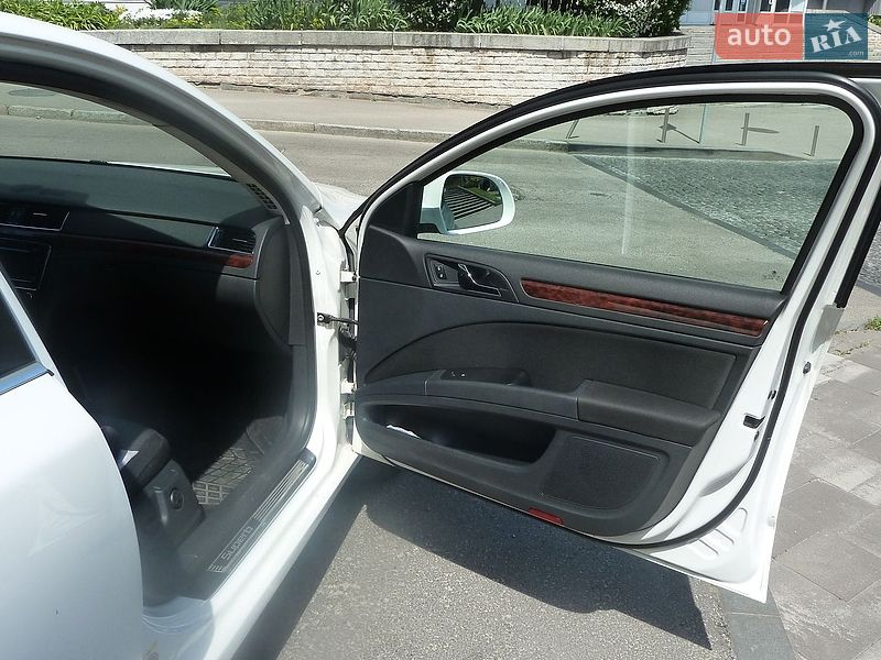 Лифтбек Skoda Superb 2013 в Днепре
