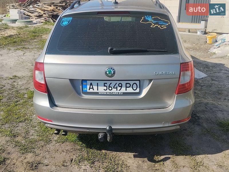 Універсал Skoda Superb 2011 в Києві