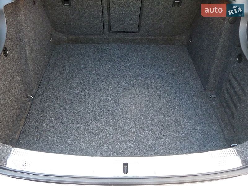 Лифтбек Skoda Superb 2013 в Днепре
