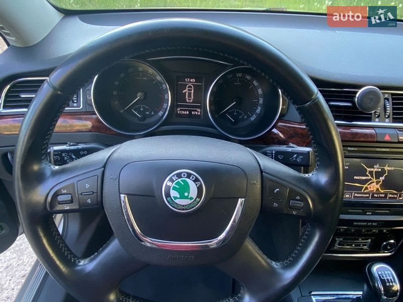 Лифтбек Skoda Superb 2012 в Львове
