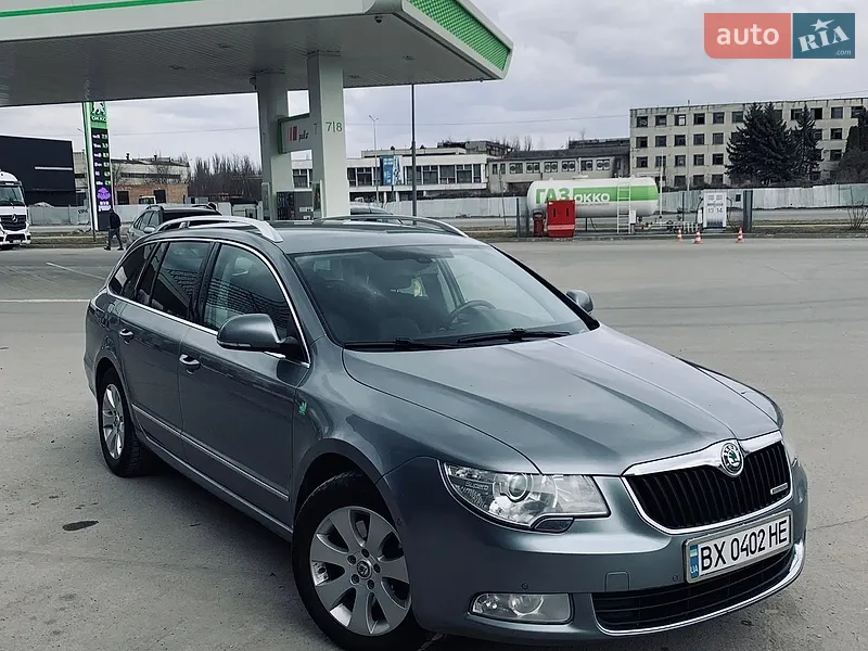Skoda Superb 2012