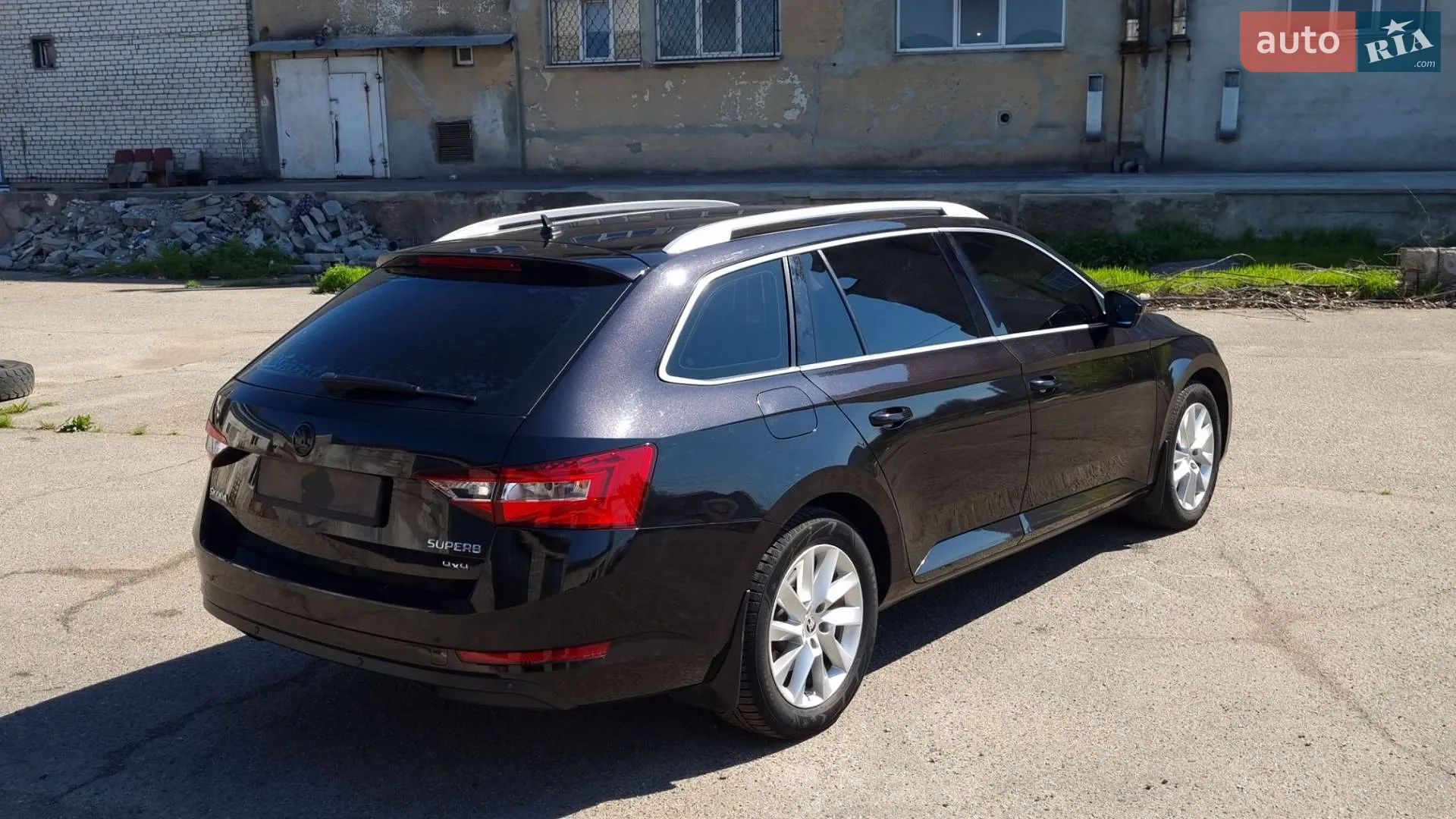 2017 Skoda Superb - мініатюра 17