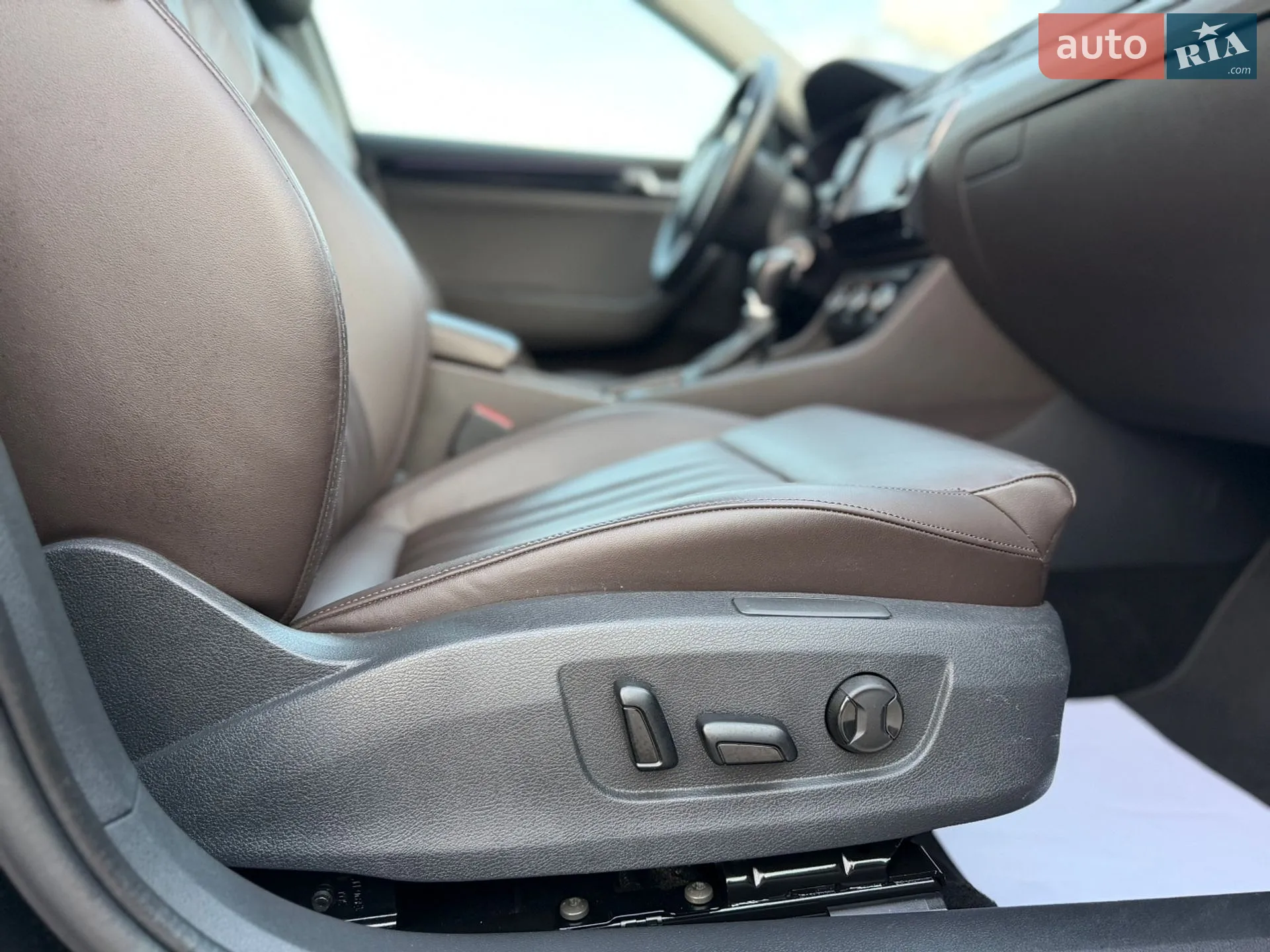 2017 Skoda Superb - мініатюра 119
