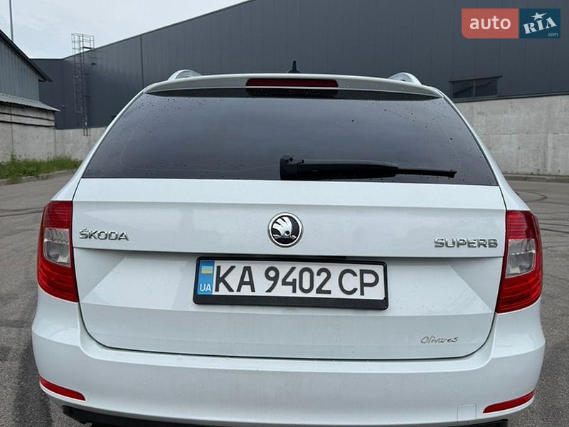 Універсал Skoda Superb 2014 в Києві