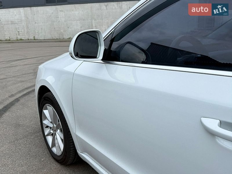 Універсал Skoda Superb 2014 в Києві