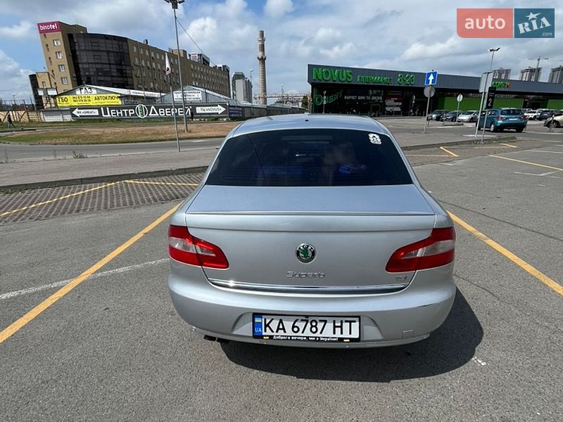 2012 Skoda Superb, VIN Y6UAB43T4CB300760:plate — фото 1 (autoria)