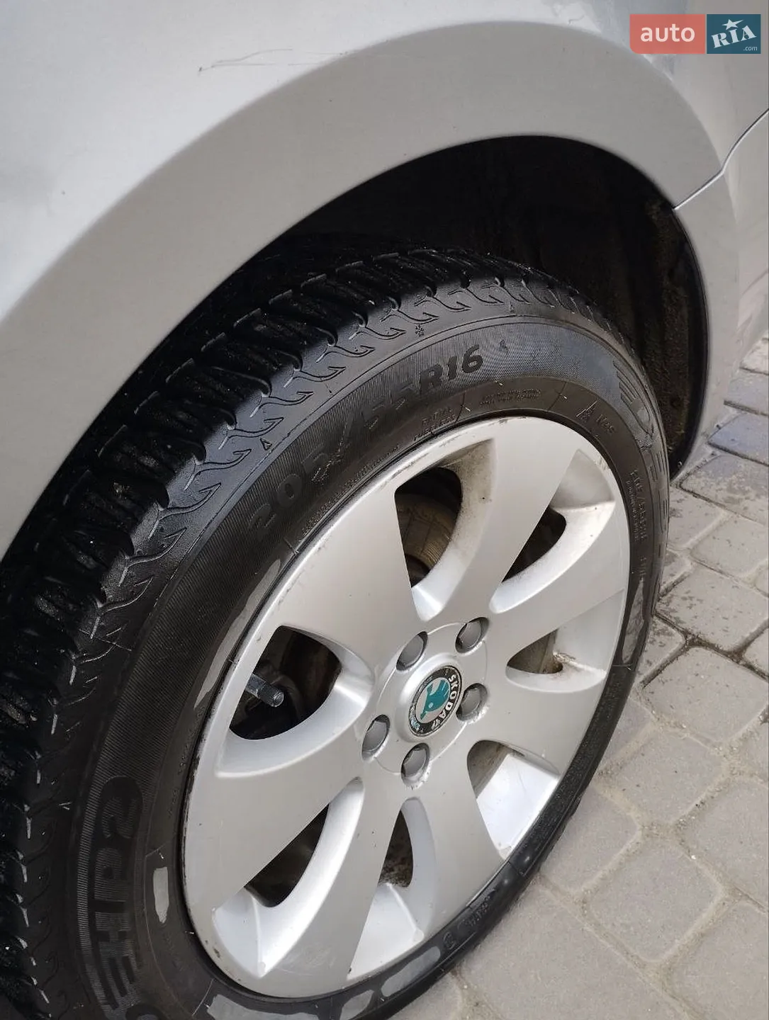 2011 Skoda Superb - мініатюра 8