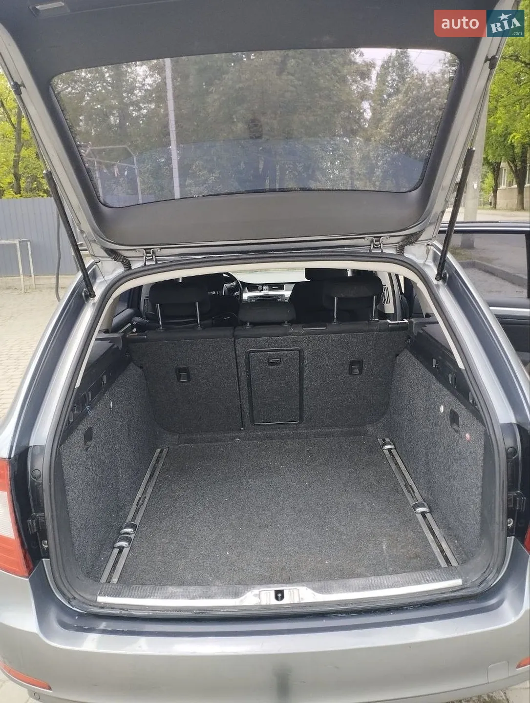 2011 Skoda Superb - мініатюра 10