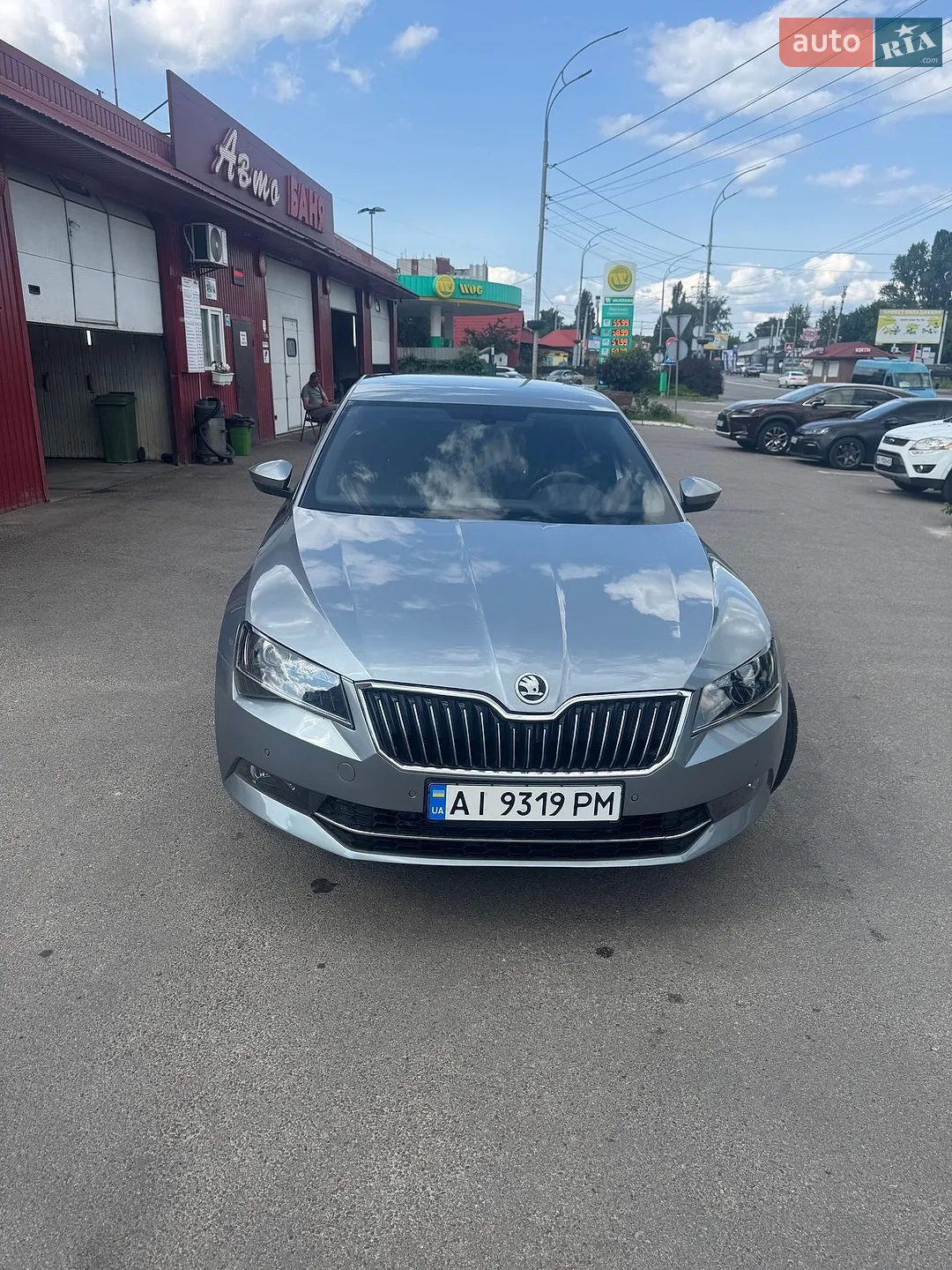 2019 Skoda Superb - мініатюра 2