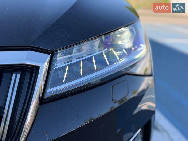 Лифтбек Skoda Superb 2021 в Киеве