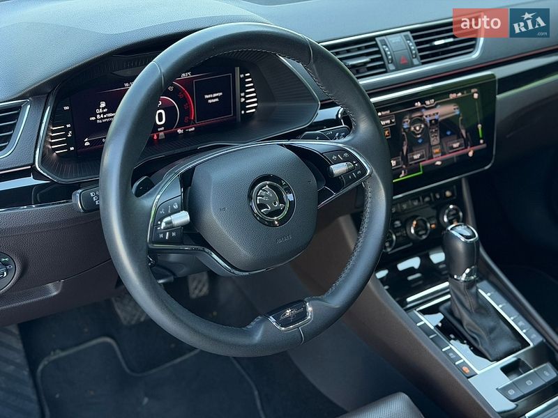 Лифтбек Skoda Superb 2021 в Киеве