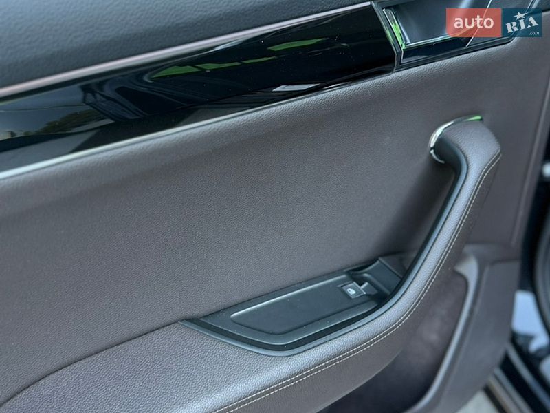 Лифтбек Skoda Superb 2021 в Киеве