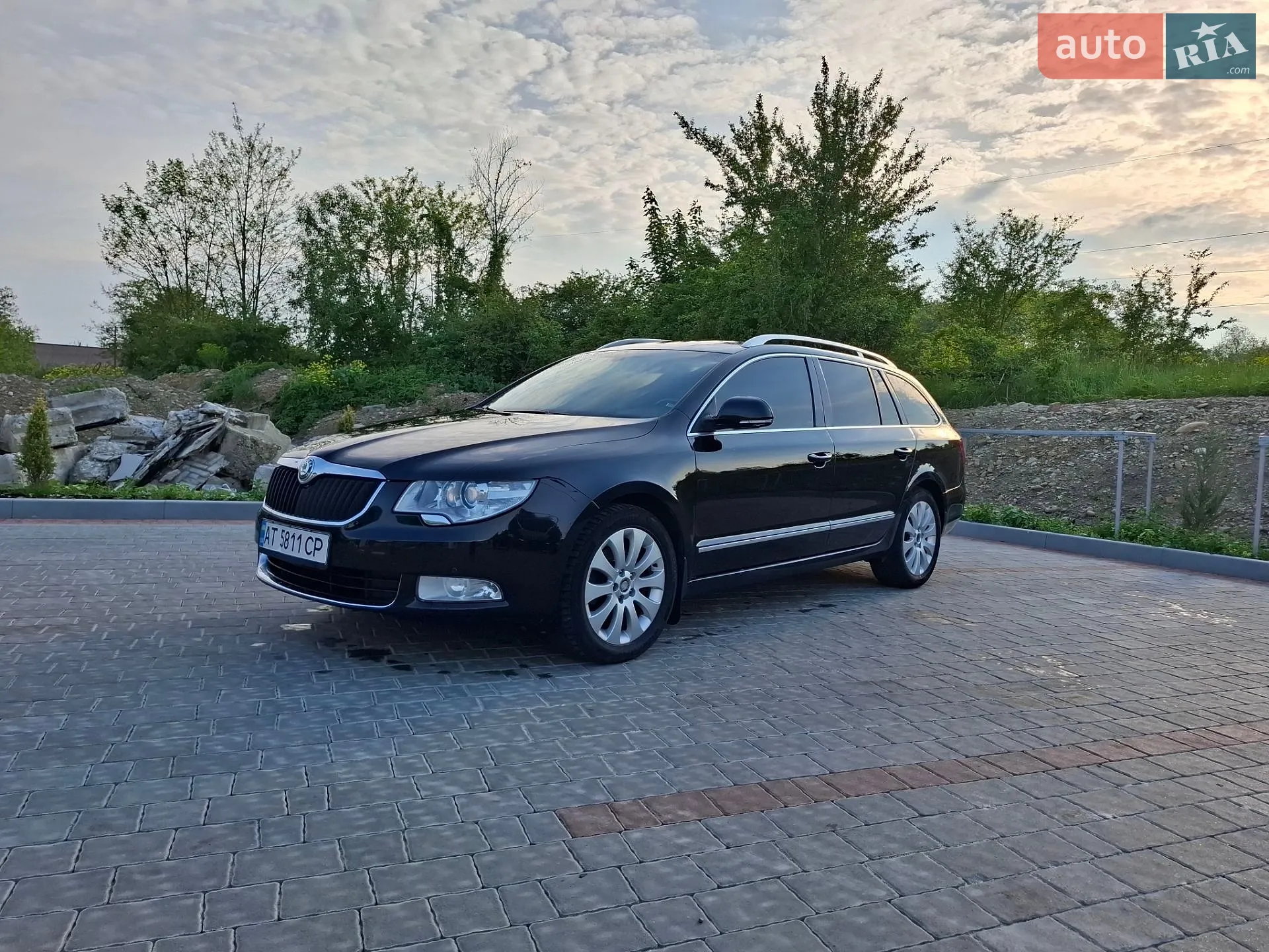2011 Skoda Superb - мініатюра 21