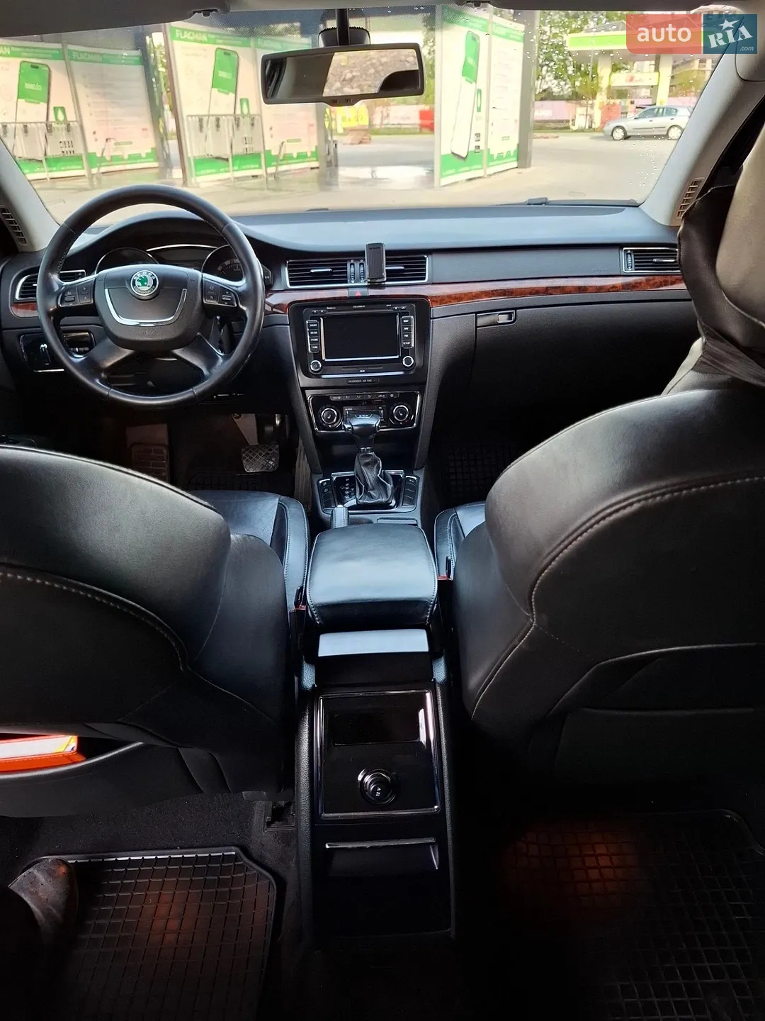 2011 Skoda Superb - мініатюра 26