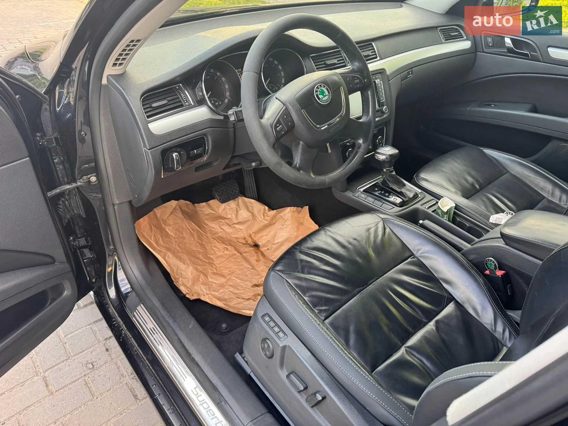 2011 Skoda Superb - мініатюра 15