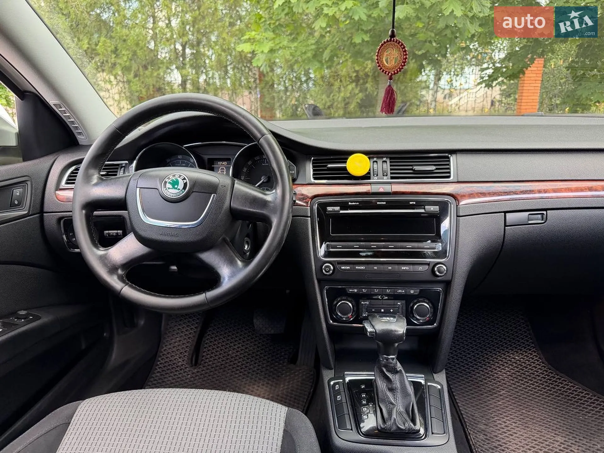 2010 Skoda Superb - мініатюра 26