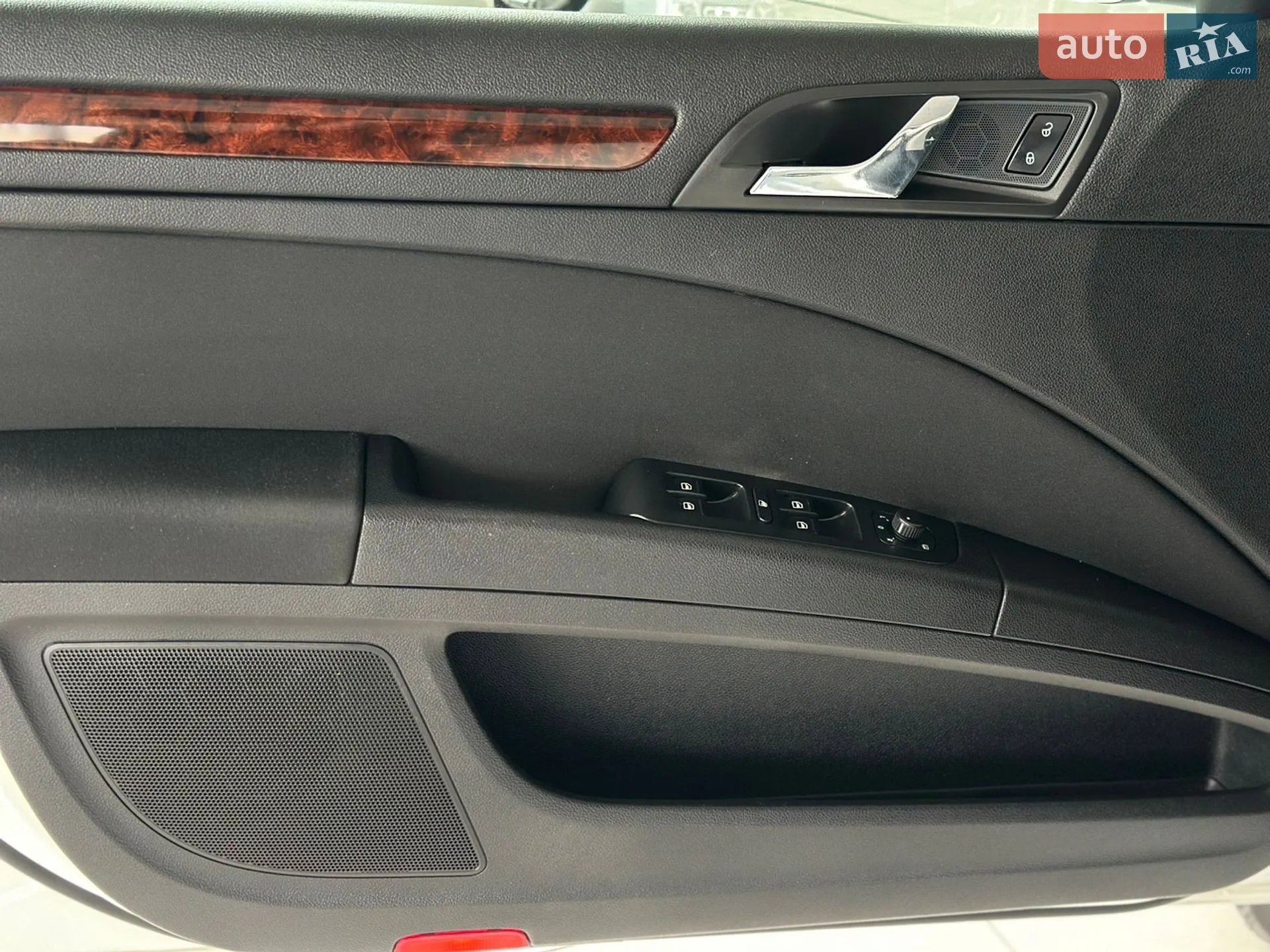 2010 Skoda Superb - мініатюра 21