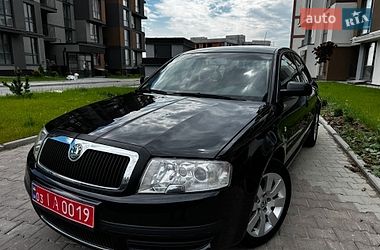 Лифтбек Skoda Superb 2004 в Тернополе