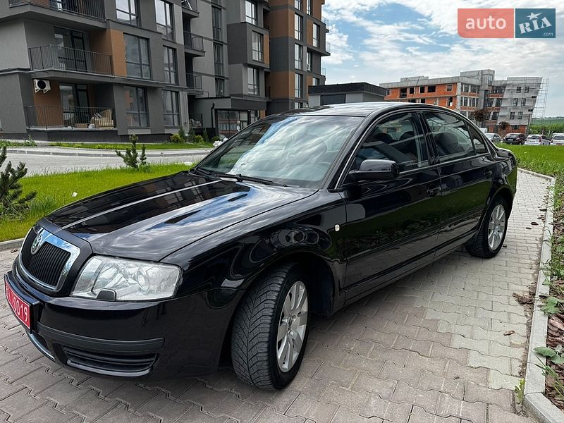 Лифтбек Skoda Superb 2004 в Тернополе