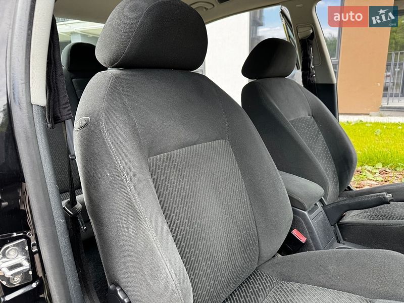 Лифтбек Skoda Superb 2004 в Тернополе