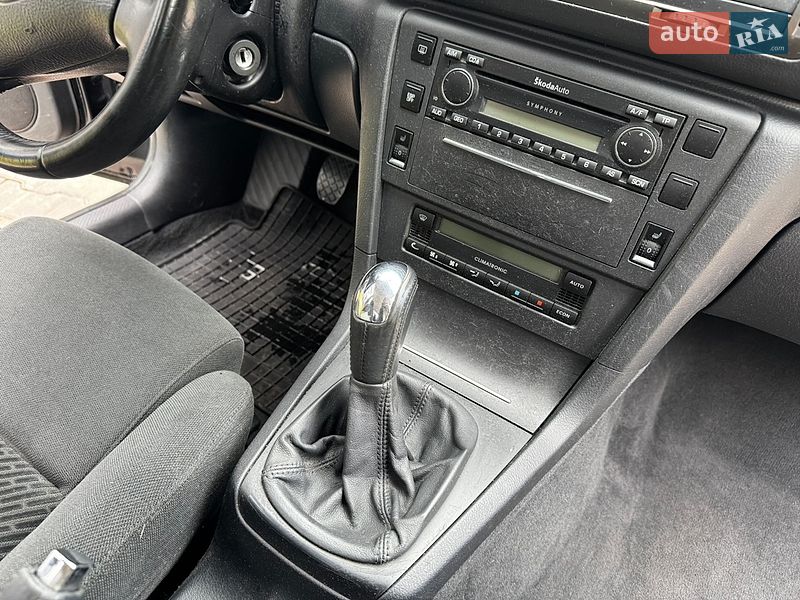 Лифтбек Skoda Superb 2004 в Тернополе