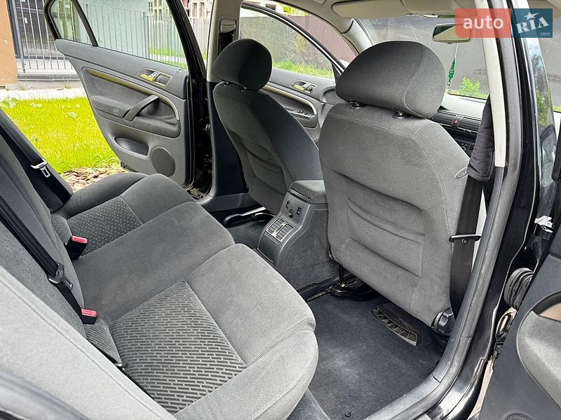 Лифтбек Skoda Superb 2004 в Тернополе