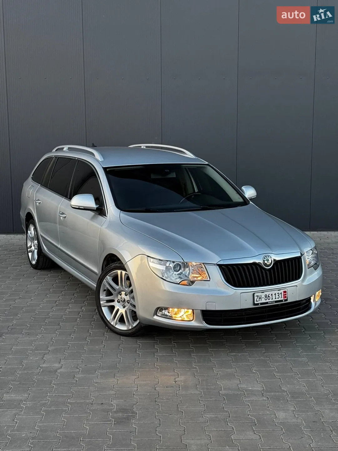 2011 Skoda Superb - мініатюра 9