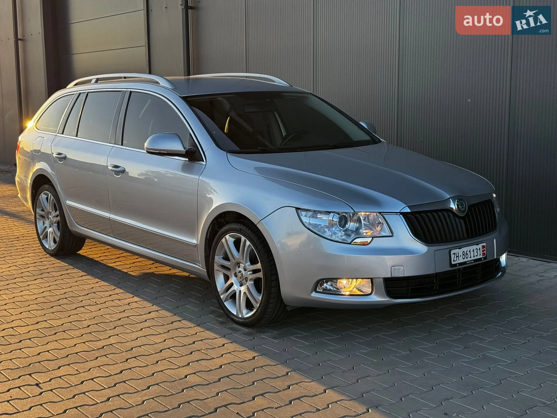2011 Skoda Superb - мініатюра 14