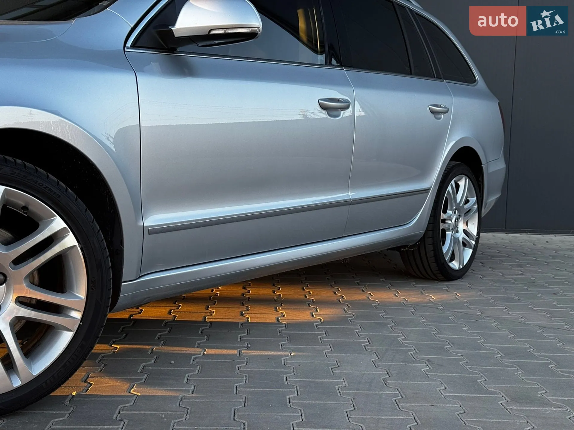 2011 Skoda Superb - мініатюра 40