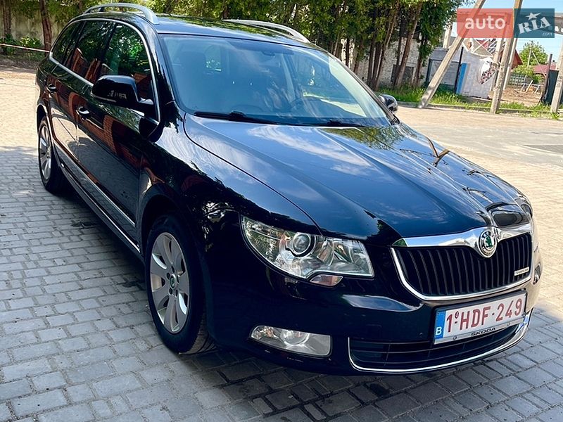 Універсал Skoda Superb 2012 в Луцьку