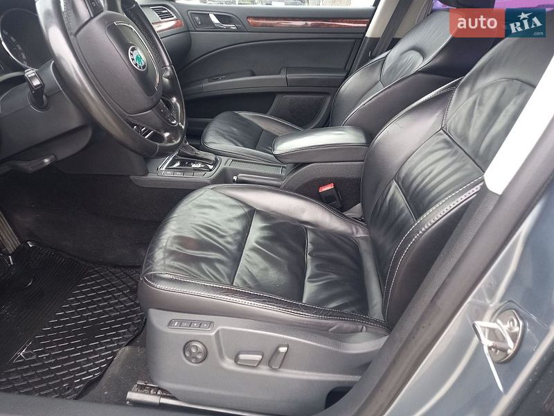 Лифтбек Skoda Superb 2009 в Львове