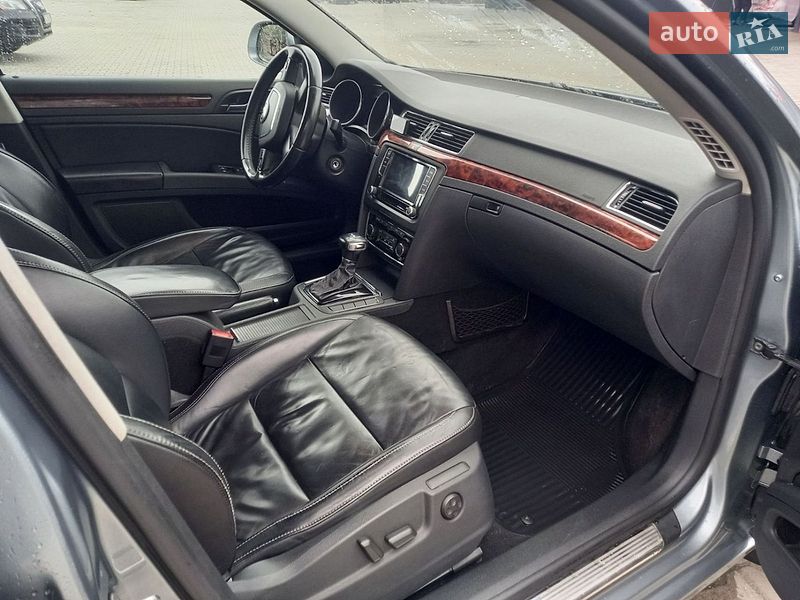 Лифтбек Skoda Superb 2009 в Львове