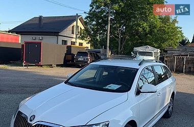 Универсал Skoda Superb 2015 в Днепре